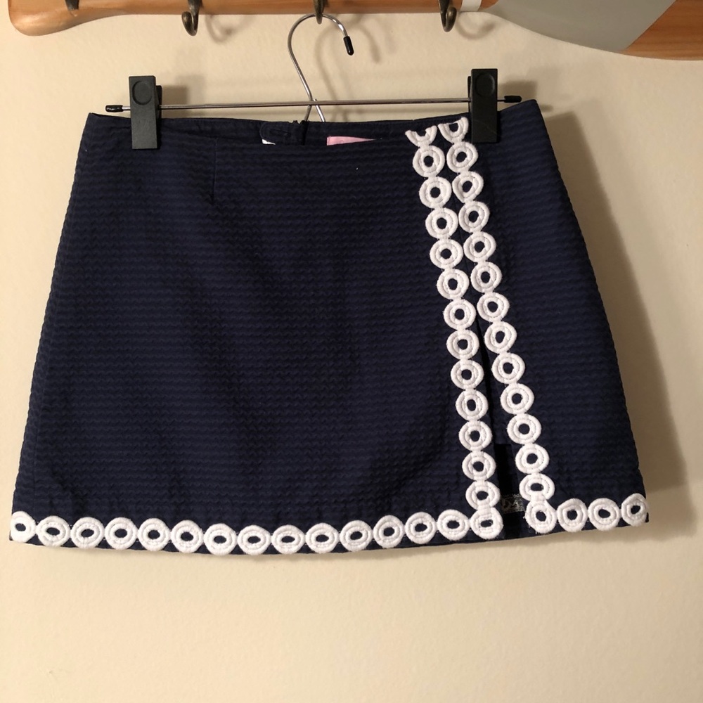 Lilly Pulitzer Navy Skort with White Circles